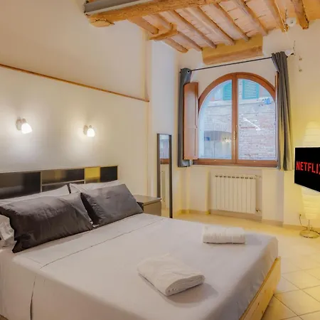 Franciosa 20 - Casa Stefania Sotto Il Duomo *